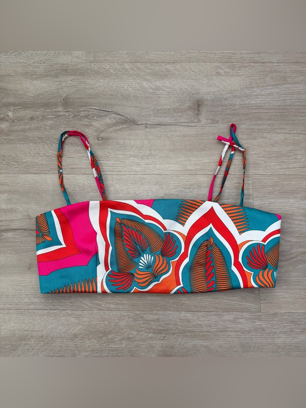 Zara Geometric Tropical Crop Top